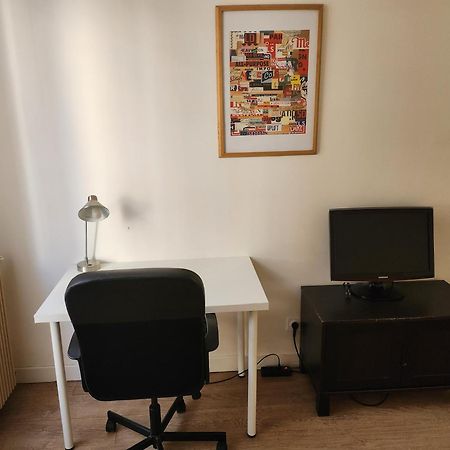 Chambre Dans Une Maison Partagee Ньои-сюр-Марн Екстериор снимка