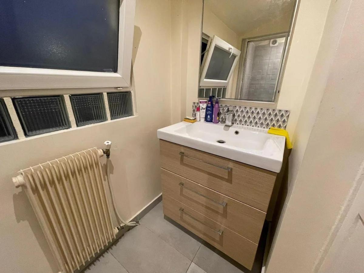 Chambre Dans Une Maison Partagee Ньои-сюр-Марн Екстериор снимка
